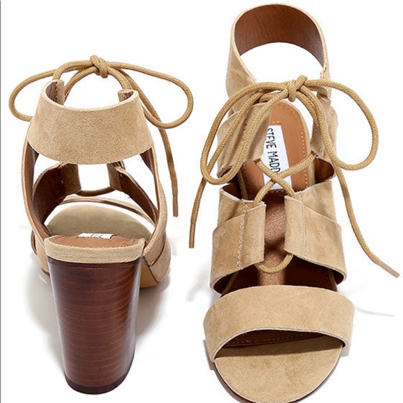 Sandals - Picture 2 of 8